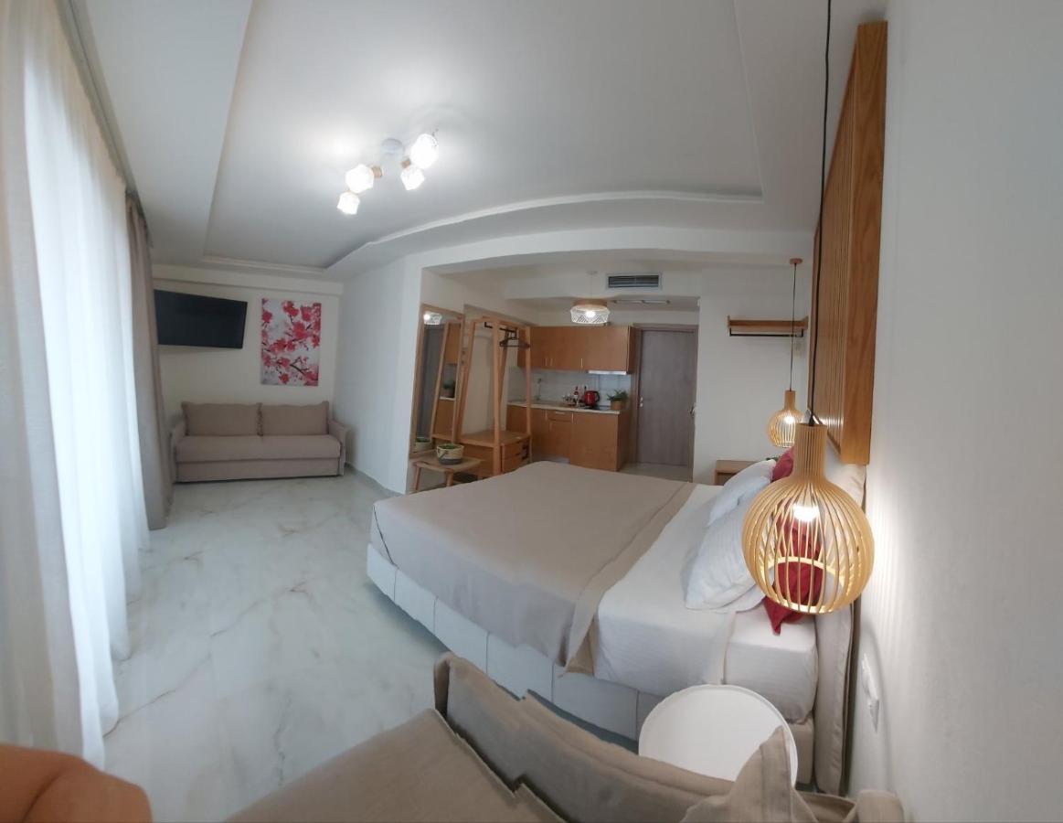 Wide Blue Luxury Boutique Suites Neos Marmaras Exterior foto